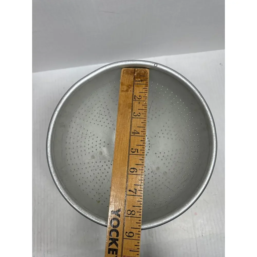 Vintage WEAR EVER Heavy Duty Aluminum -Colander Strainer- Footed Planter 3123‎